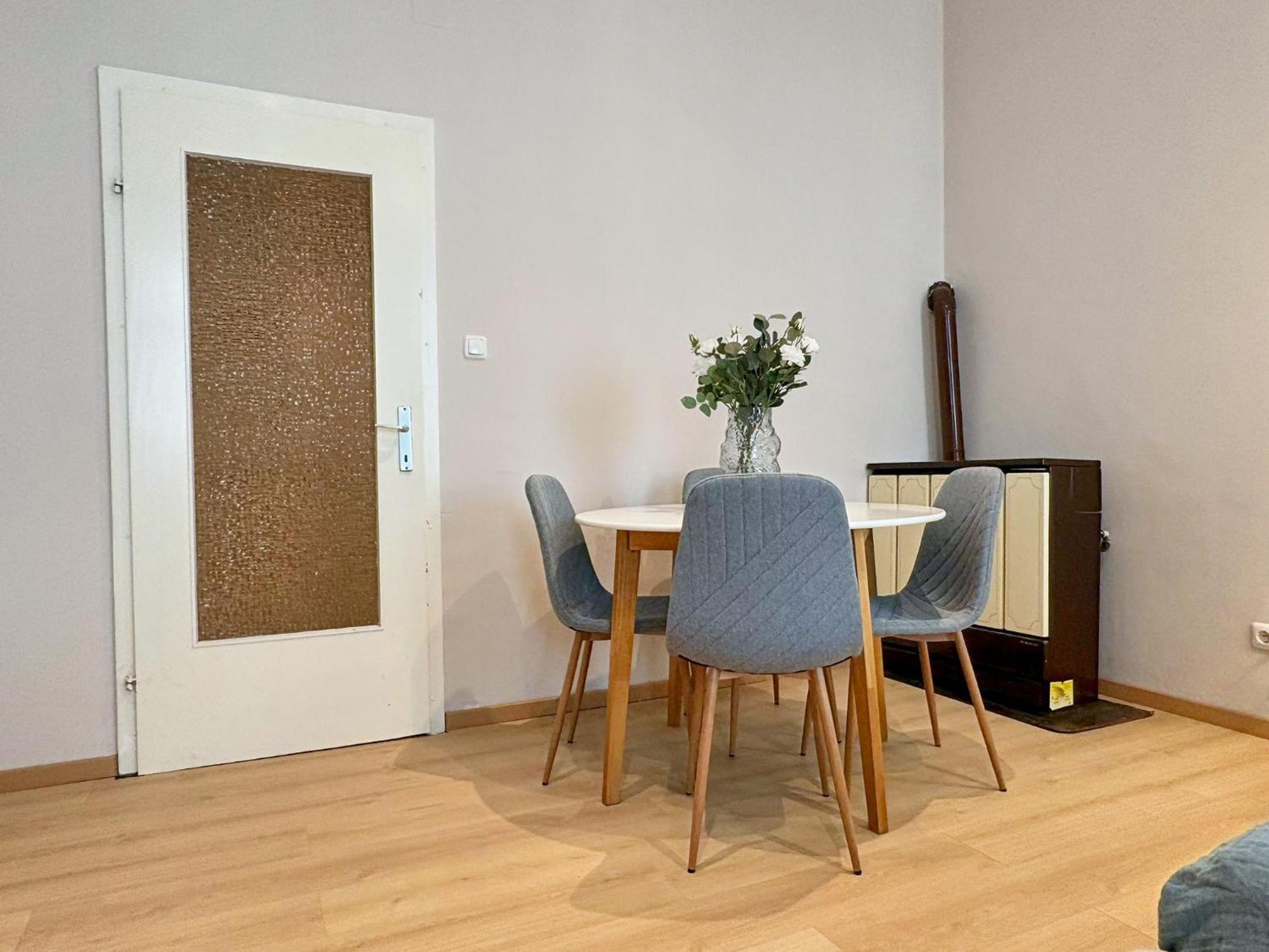 Spacious And Near Metro I Close To Parks I Akh Apartment Vienna Exterior photo